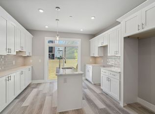 1953 N 9th St, Philadelphia, PA 19122