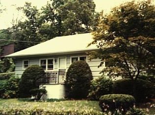 Hull Rd, Danbury, CT 06810