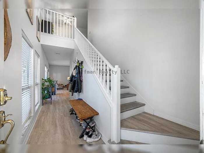 400 S Willow Ave #A — Photo 5