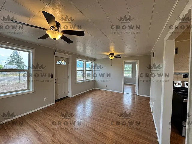 2116 York Ave — Photo 7