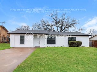 805 E 3rd St, Weatherford, TX 76086