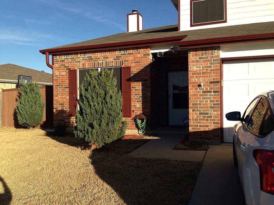 1st image of 4208 Paintbrush Dr