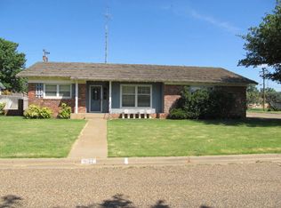 27 Crockett Dr, Tulia, TX 79088