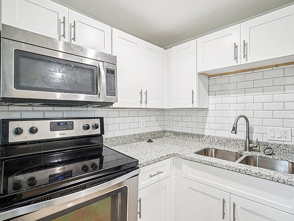 3rd image of 4410 Engleford St #1