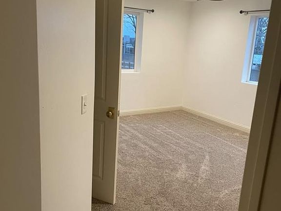 5th image of 345 W Johnson Ave #4