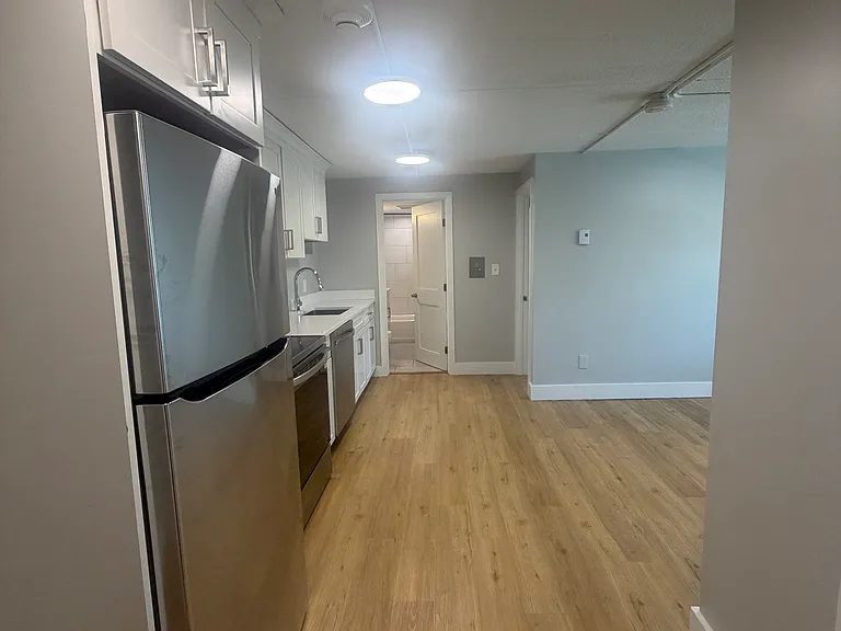 89 Woodrow Avenue — Photo 5
