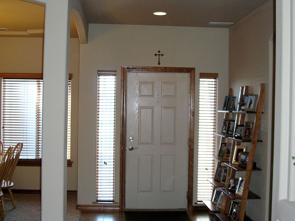 1st image of 8406 W Bruneau Ave