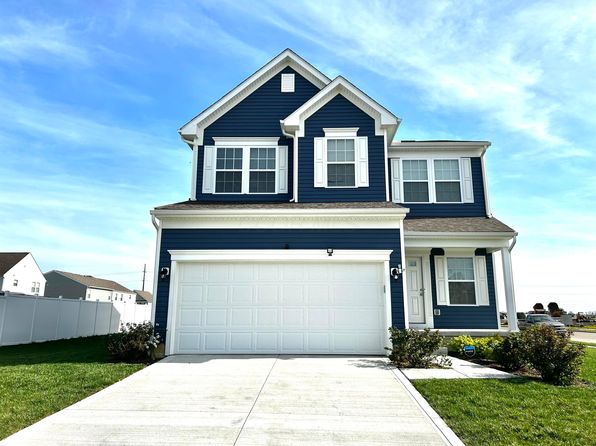 1154 Hampton Ln, London, OH 43140