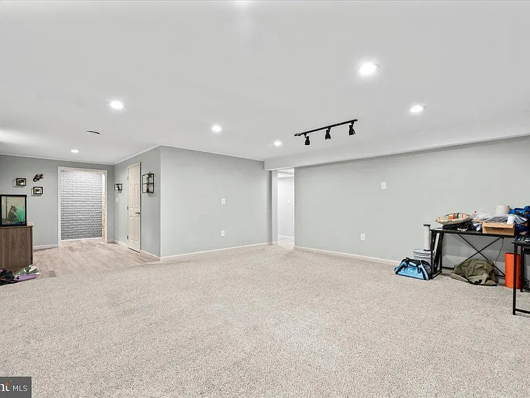 7403 Barrister Ct — Photo 17