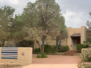 990 Camino San Acacio, Santa Fe, NM 87505
