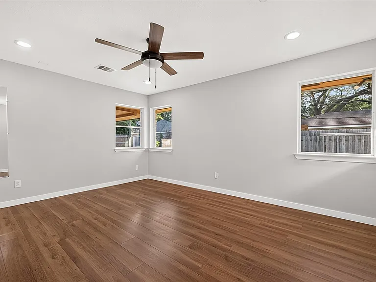 12930 Kimberley Ln — Photo 40