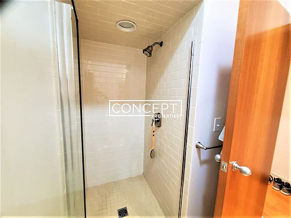 4th image of 407 Washington St Unit 503