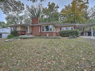 594 W Stone Dr, Kingsport, TN 37660