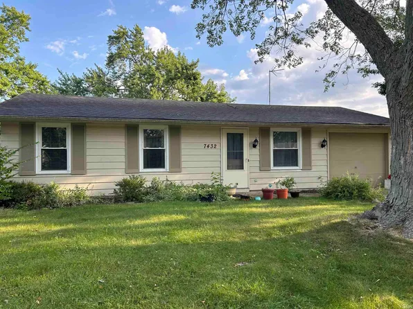 7432 Regina Dr, Fort Wayne, IN 46815