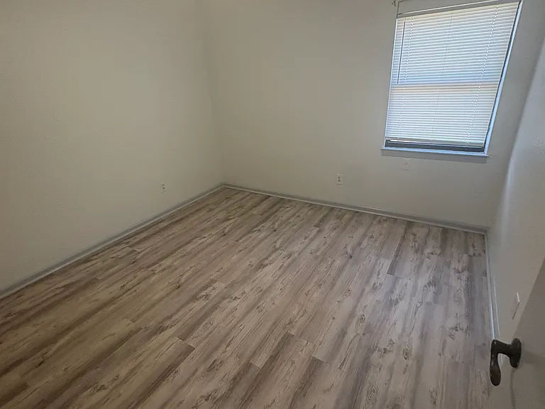 3284 Valley Stream Cv — Photo 8