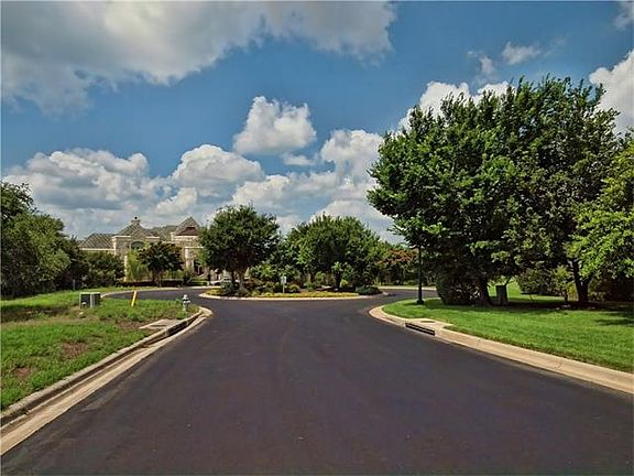 3rd image of 8004 Chalk Knoll Dr