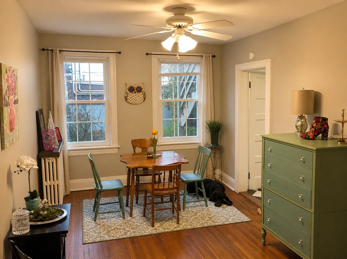 2 bed, 1300 sqft, $1,700 — Photo 2