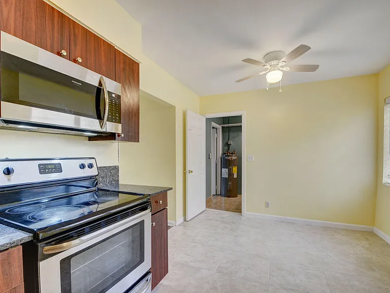 511 Minnesota St — Photo 13