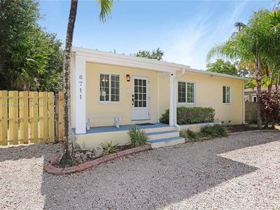 6711 SW 63rd Ct, South Miami, FL, 33143