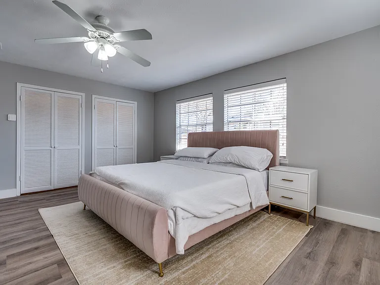 7602 Woodthrush Dr — Photo 12