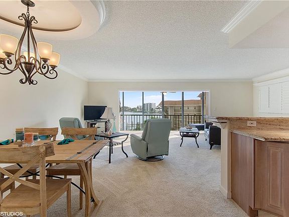 4th image of 222 Harbour Dr APT 406