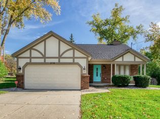 1776 Asbury Rd SE, East Grand Rapids, MI 49506