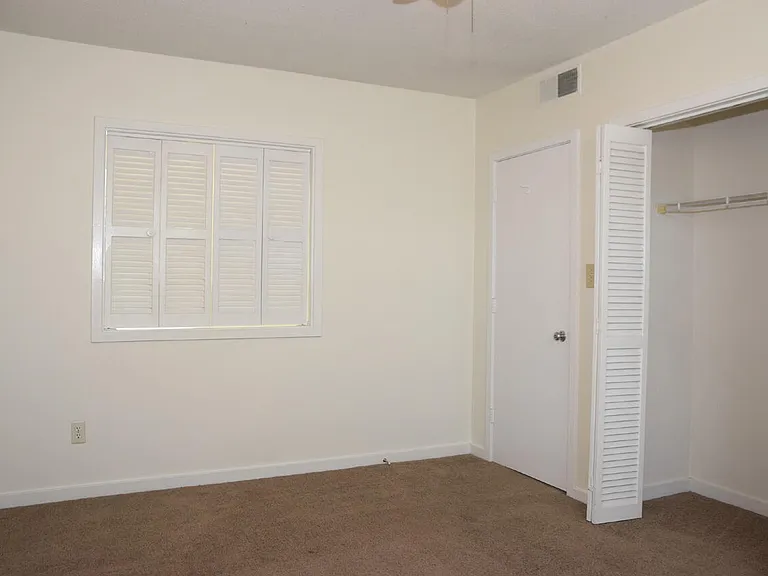 1500 River Mill Dr #312 — Photo 22