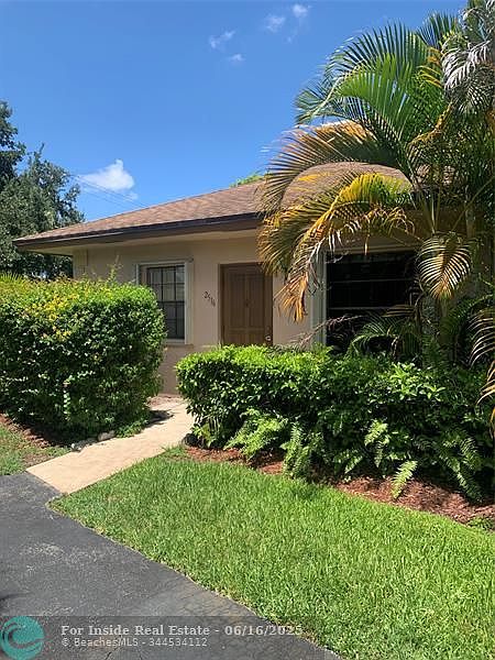 1st image of 2516 SW 74th Ter #102