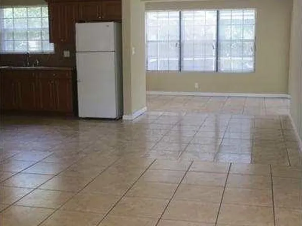 660 SW 30th Ave, Fort Lauderdale, FL 33312