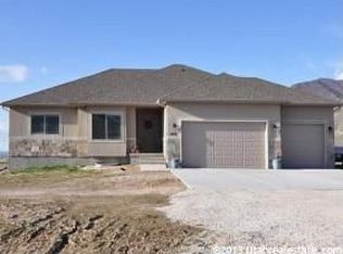 1427 N Spring Meadow Dr, Tooele, UT 84074
