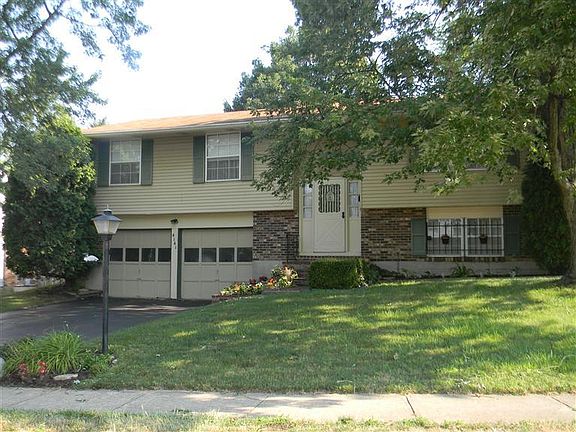 3rd image of 4141 Spruce Pine Ct