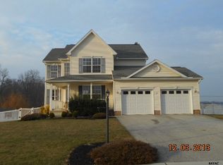 20 Barley Cir, Hanover, PA 17331