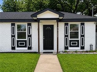 7711 Haney Dr, New Orleans, LA 70128