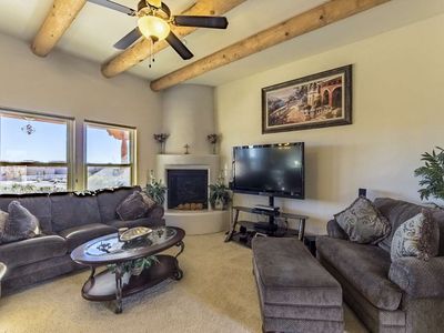 7217 Rio Del Luna, Santa Fe, NM, 87507