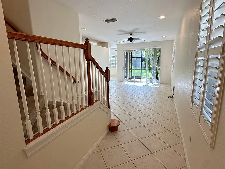 20561 Larino Loop #20561 — Photo 32