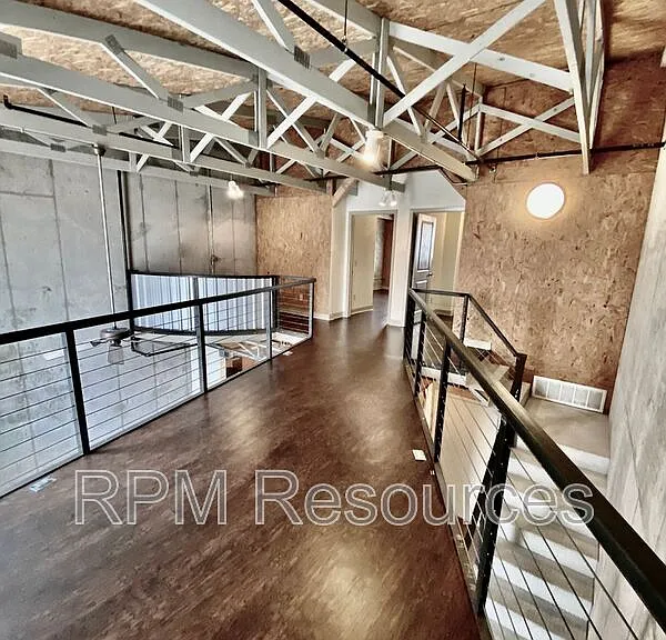 300 Summit Ridge Dr #B1 — Photo 11