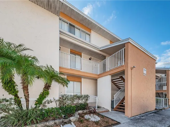 592 100th Ave N APT 206, Saint Petersburg, FL 33702