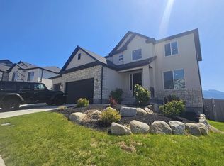 3964 N Mountain View Rd, Lehi, UT 84043
