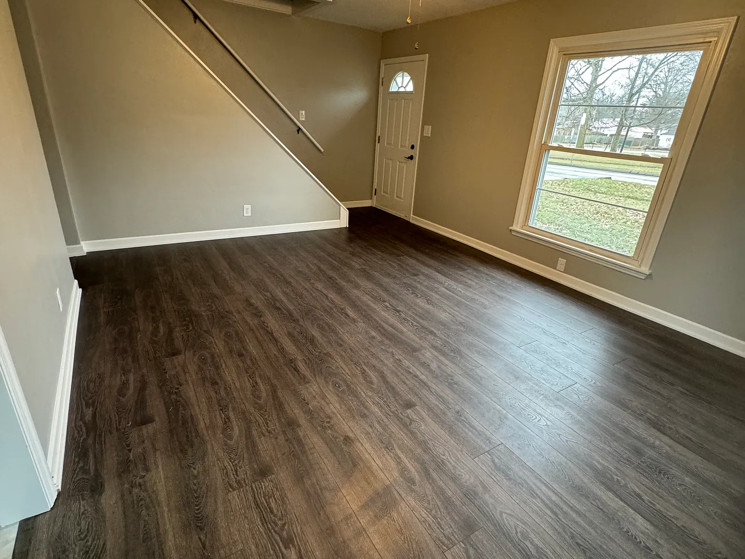 4 bed, 1120 sqft, $1,700 — Photo 4