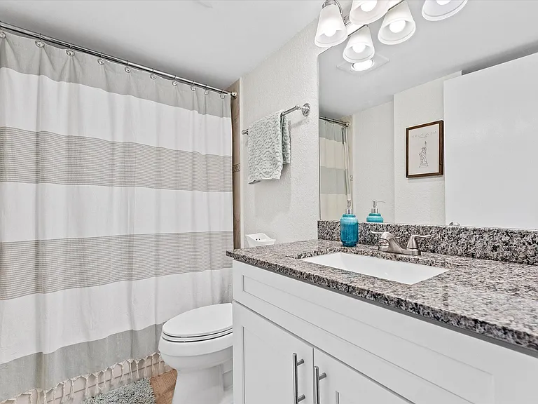 21 Royal Palm Way #1050 — Photo 19