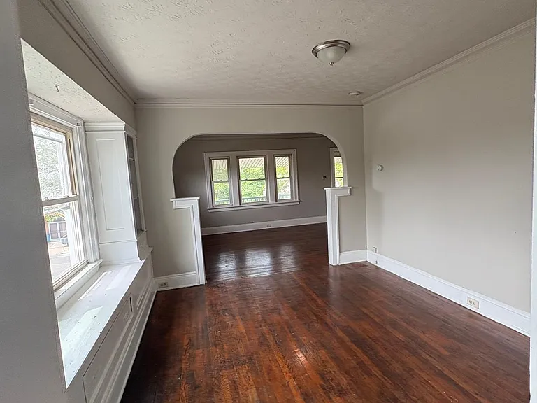 3659 E 116th St #2 — Photo 1