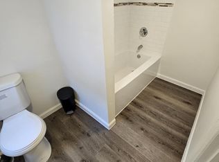 406 S Main St APT 2, Chambersburg, PA 17201