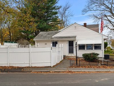 100 Burpee Rd, Swampscott, MA, 01907