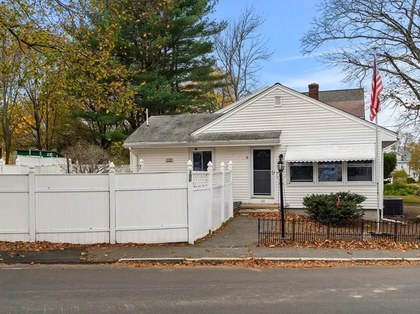 100 Burpee Rd, Swampscott, MA 01907