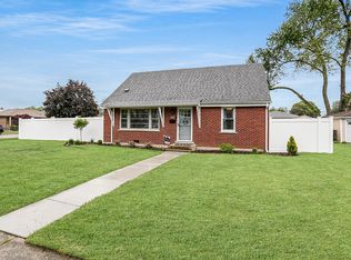 5801 109th St, Chicago Ridge, IL 60415