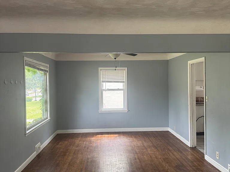 219 Lexington Pkwy N #1 — Photo 4