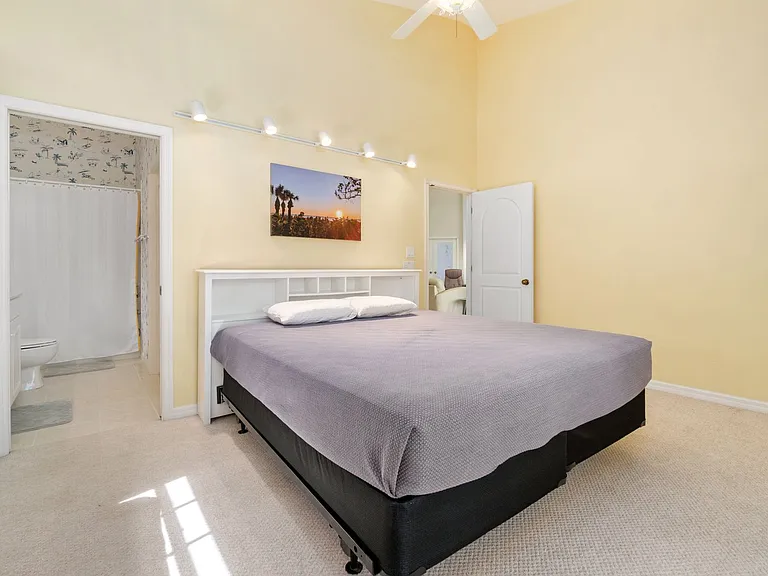 27130 Flamingo Dr — Photo 10