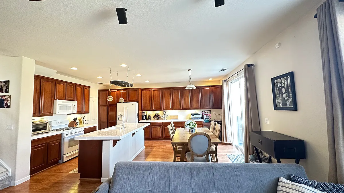 Building Photo - 10647 Fort Morgan Way