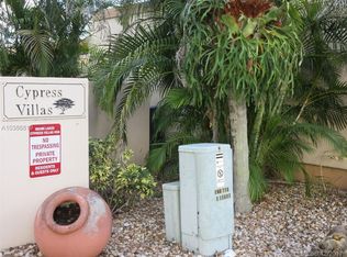 15023 Coconut Ct, Miami Lakes, FL 33014