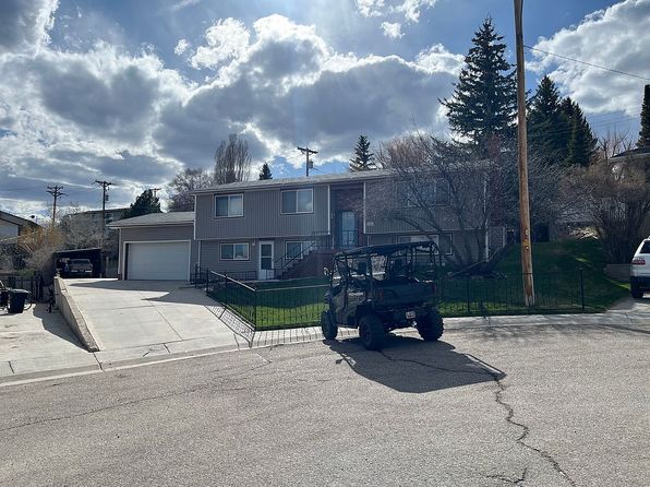 1341 Moose Ct